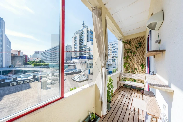 Apartamento T2 para Venda em Alvalade Foto 26