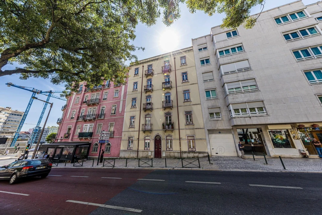 Apartamento T2 para Venda em Alvalade Foto 30