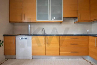 Apartamento T3 para Venda em Tavarede