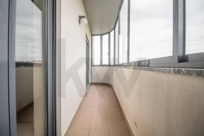Apartamento T3 para Venda em Tavarede