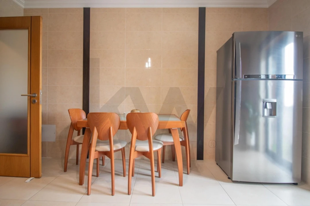 Apartamento T3 para Venda em Tavarede Foto 9