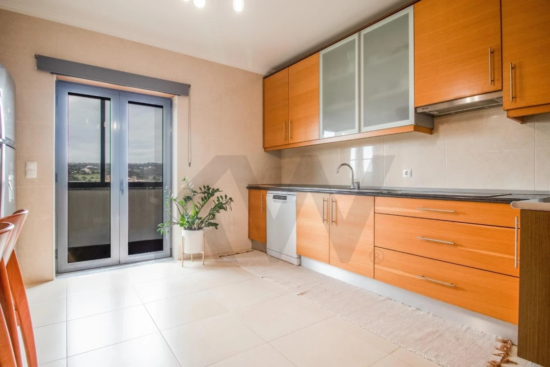Apartamento T3 para Venda em Tavarede Foto 5