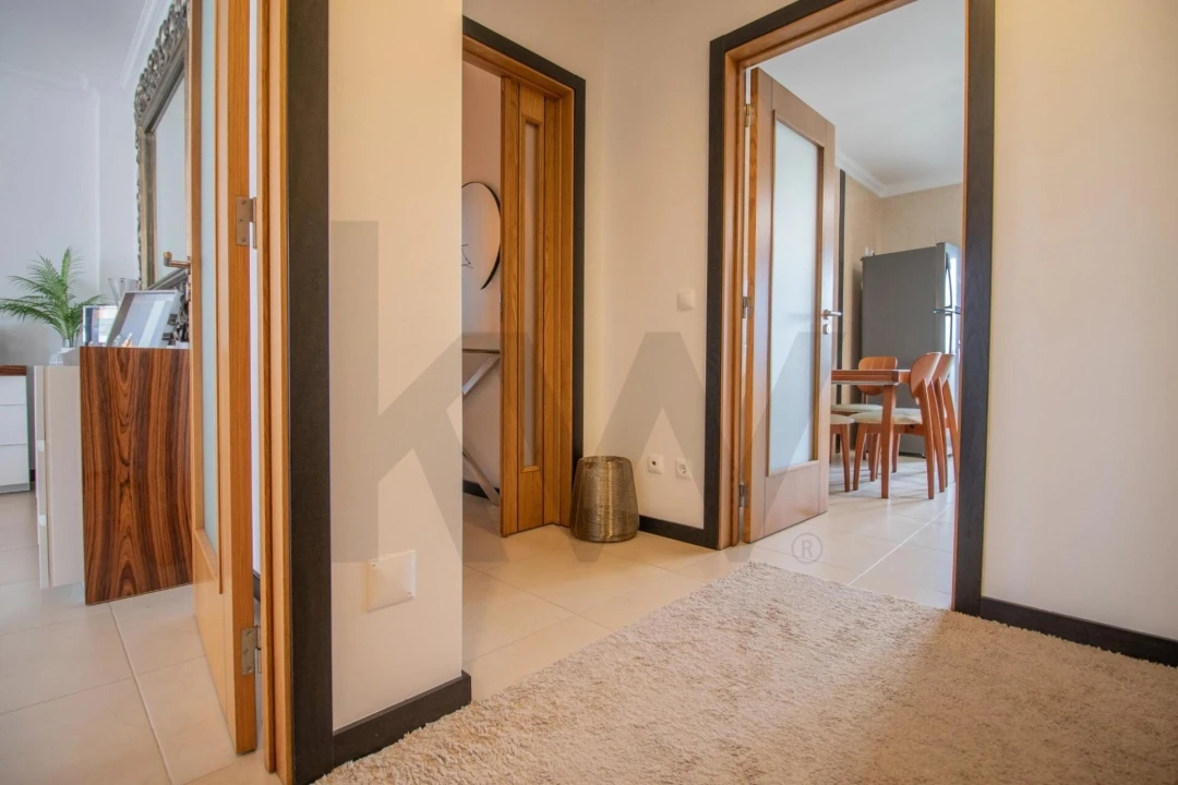 Apartamento T3 para Venda em Tavarede Foto 3