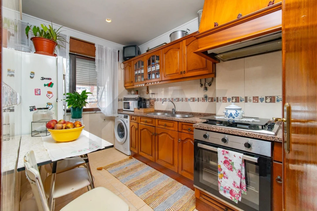 Apartamento T2 para Venda em Sacavém e Prior Velho Foto 16