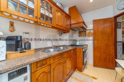 Apartamento T2 para Venda em Sacavém e Prior Velho