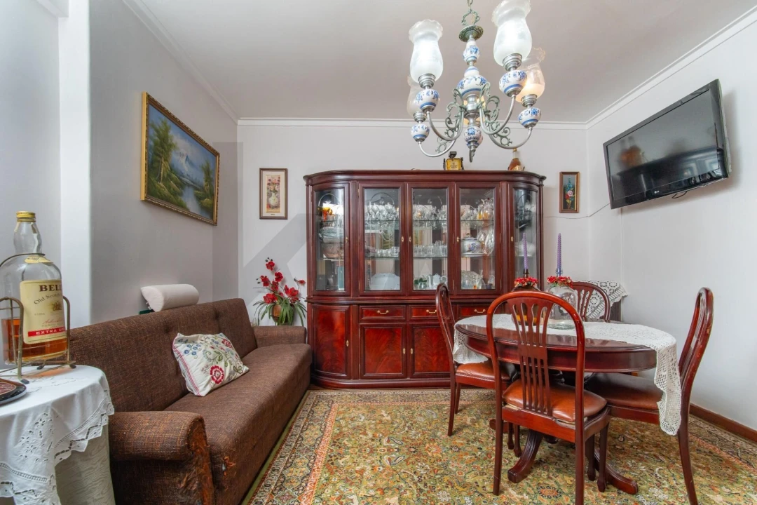 Apartamento T2 para Venda em Sacavém e Prior Velho Foto 3