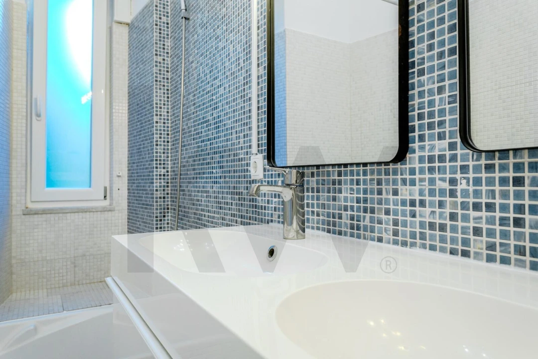 Apartamento T2 para Venda em Santo António Foto 36