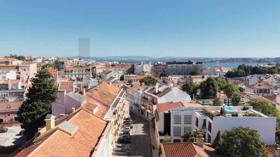 Apartamento T2 para Venda em Santo António Foto 41