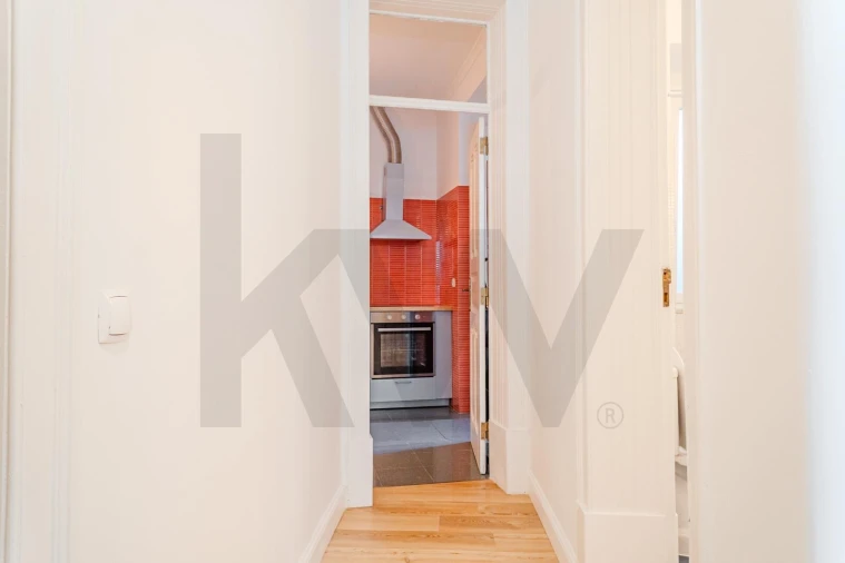 Apartamento T2 para Venda em Santo António Foto 16