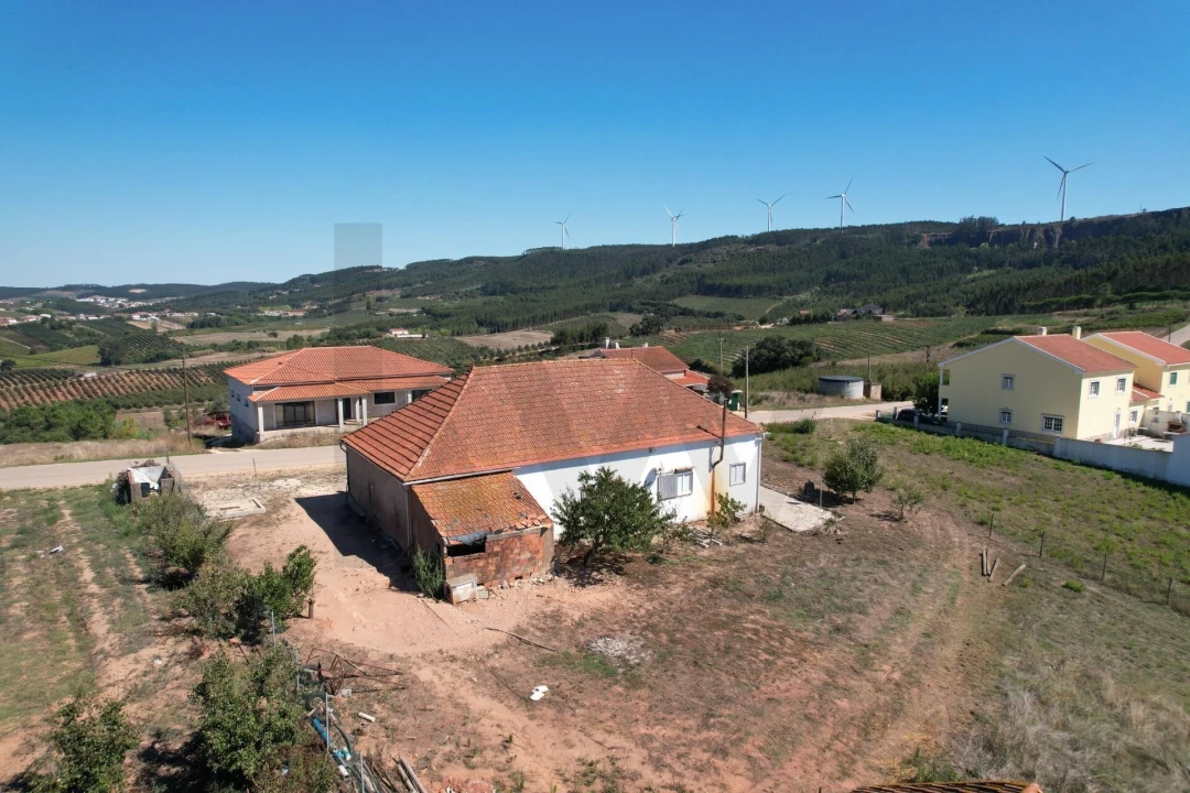 Moradia T3 para Venda em Painho e Figueiros Foto 8