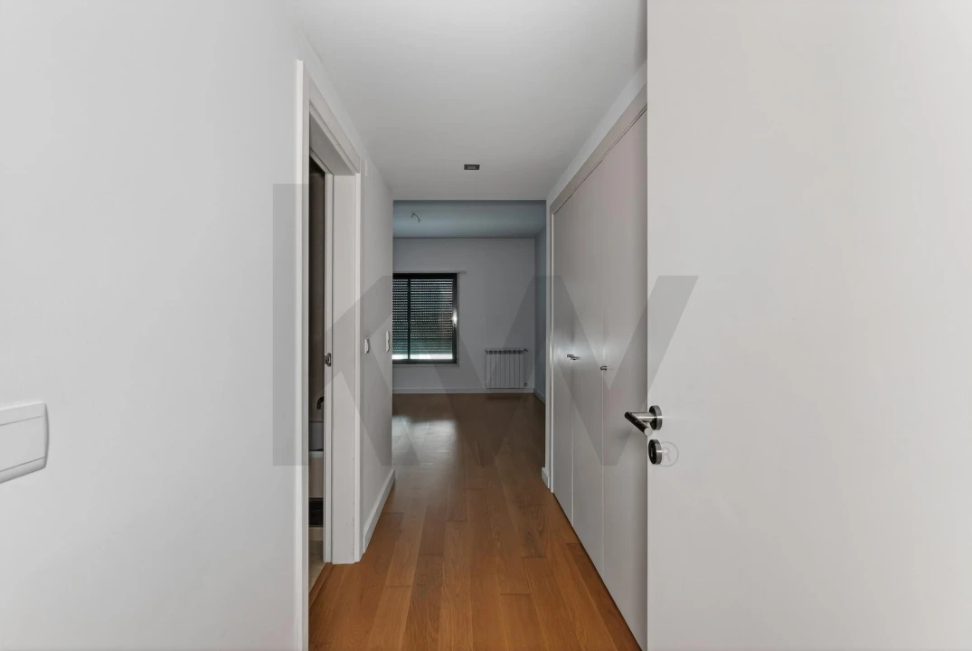 Apartamento T3 para Arrendamento em Lumiar Foto 13