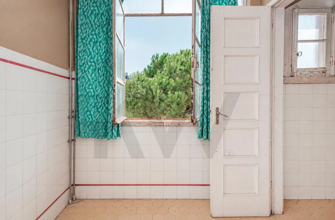 Apartamento T2 para Venda em Areeiro Foto 10