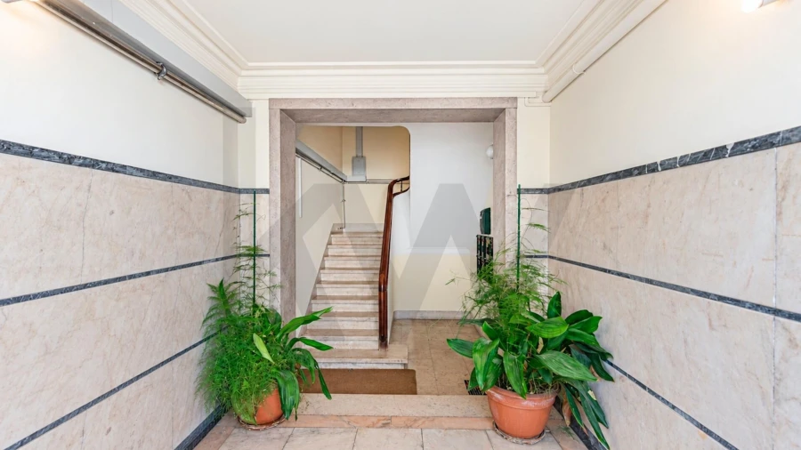 Apartamento T2 para Venda em Areeiro