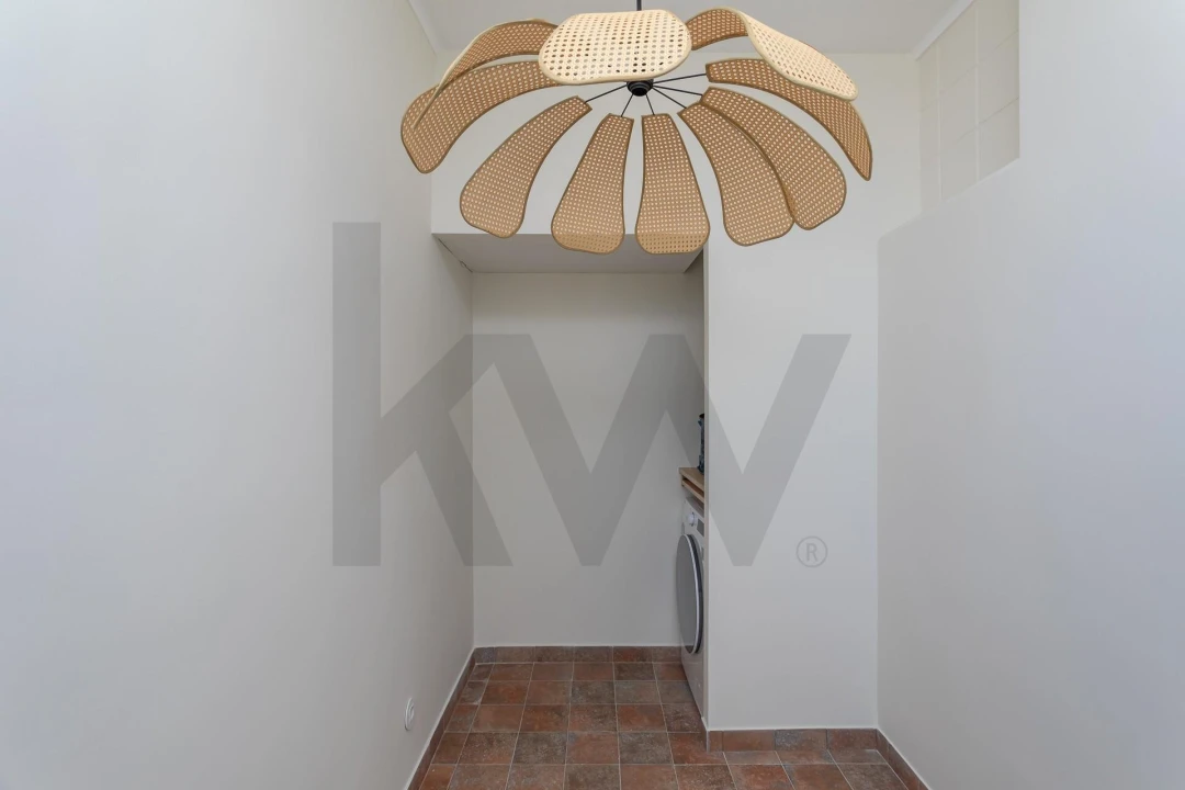 Apartamento T3 para Arrendamento em Alvalade Foto 32