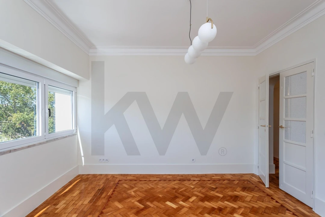 Apartamento T3 para Arrendamento em Alvalade Foto 25