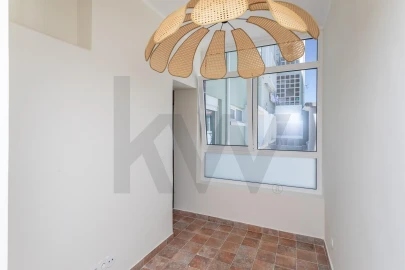 Apartamento T3 para Arrendamento em Alvalade