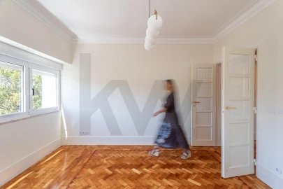 Apartamento T3 para Arrendamento em Alvalade