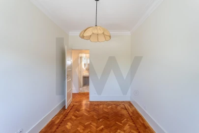 Apartamento T3 para Arrendamento em Alvalade