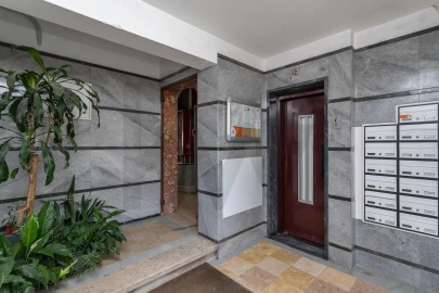 Apartamento T3 para Arrendamento em Alvalade