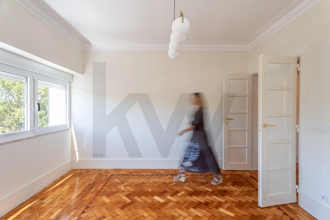 Apartamento T3 para Arrendamento em Alvalade Foto 1