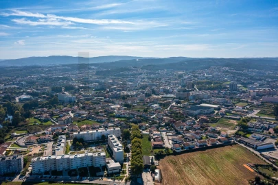 Terreno para Venda em Bougado (São Martinho e Santiago)