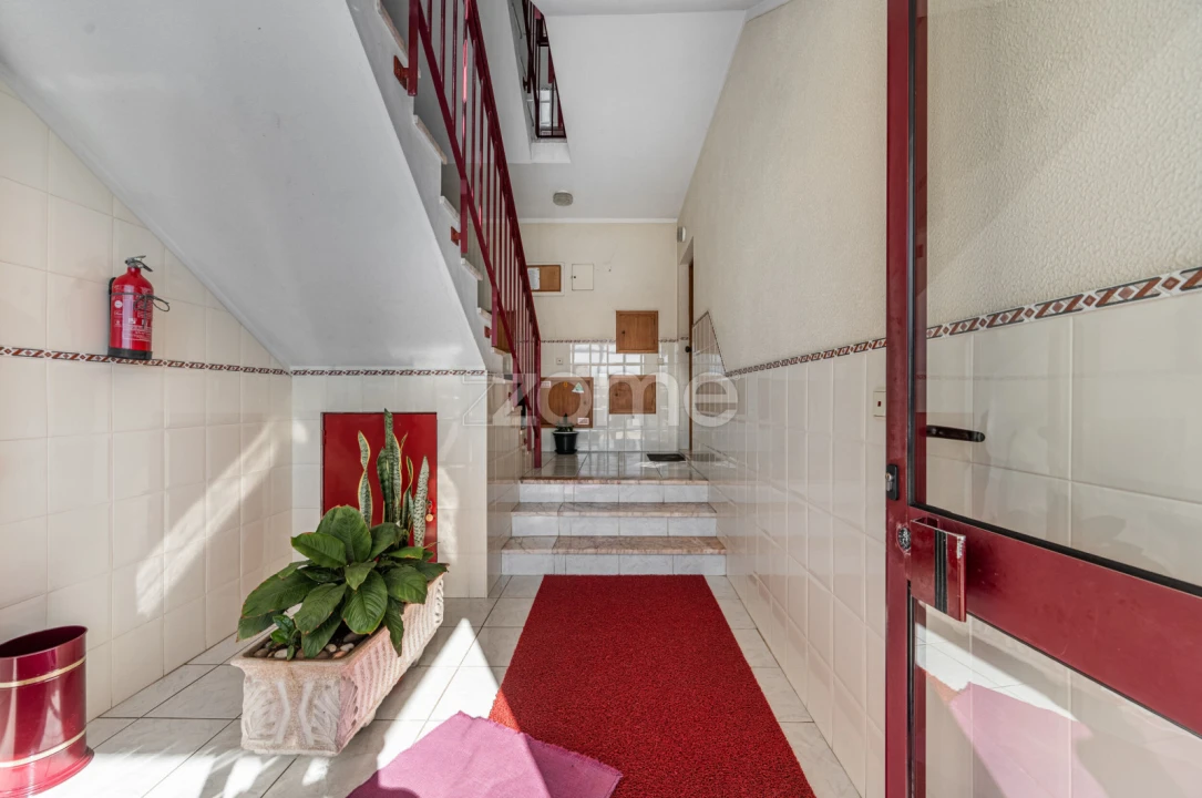 Apartamento T3 para Venda em Esmoriz Foto 10