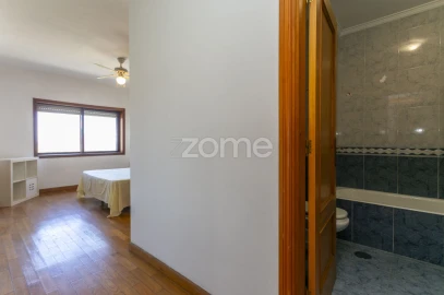 Apartamento T2 para Arrendamento em São Mamede de Infesta e Senhora da Hora