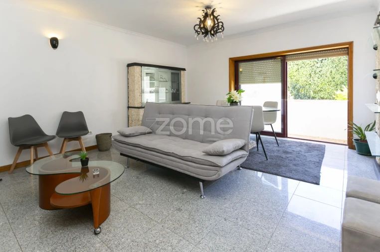 Apartamento T2 para Arrendamento em São Mamede de Infesta e Senhora da Hora Foto 10