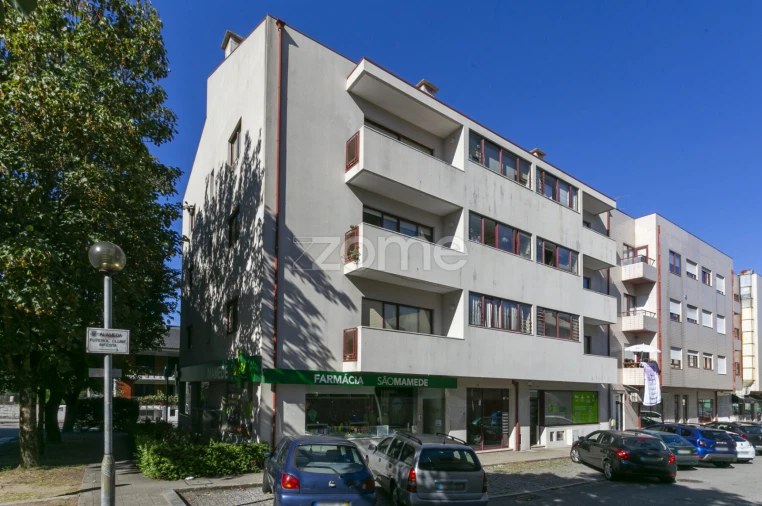 Apartamento T2 para Arrendamento em São Mamede de Infesta e Senhora da Hora Foto 2