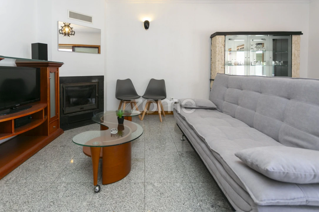 Apartamento T2 para Arrendamento em São Mamede de Infesta e Senhora da Hora Foto 8