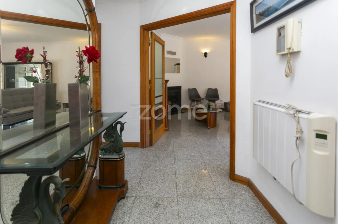 Apartamento T2 para Arrendamento em São Mamede de Infesta e Senhora da Hora Foto 6