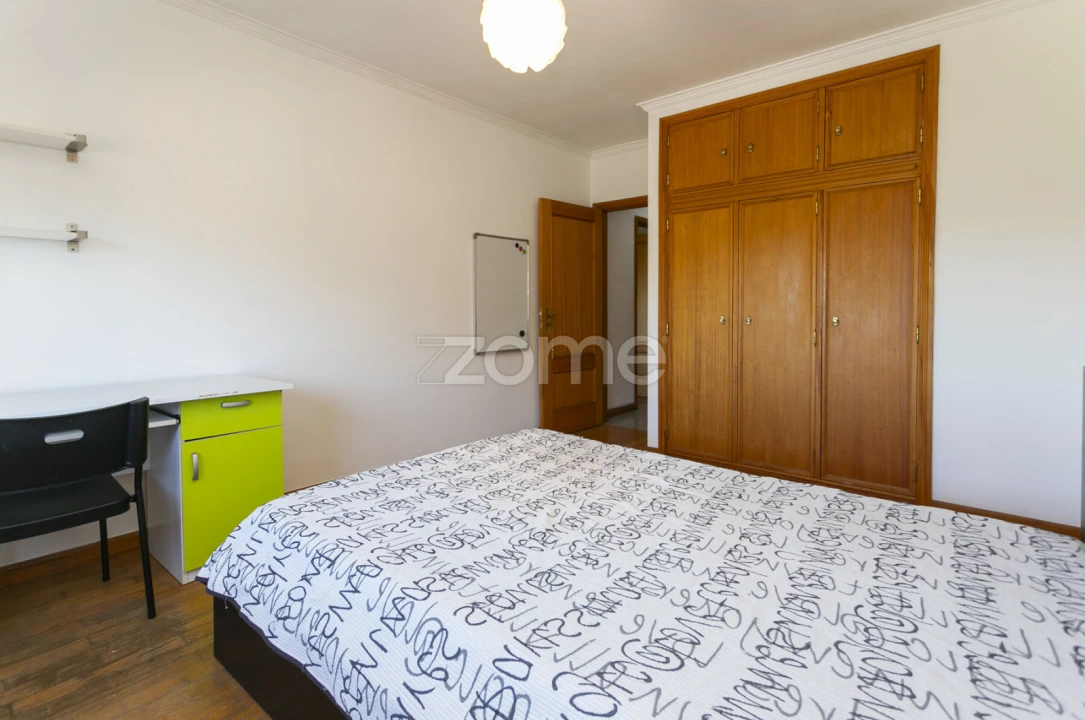 Apartamento T2 para Arrendamento em São Mamede de Infesta e Senhora da Hora Foto 24