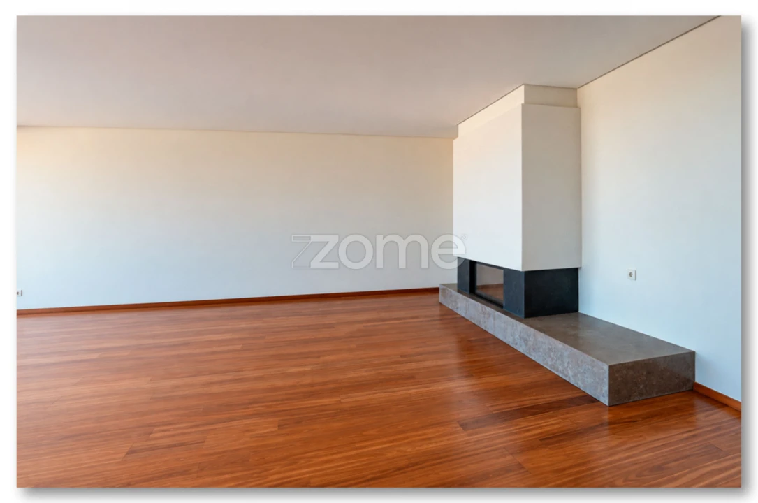 Apartamento T4 para Arrendamento em Matosinhos e Leça da Palmeira Foto 3