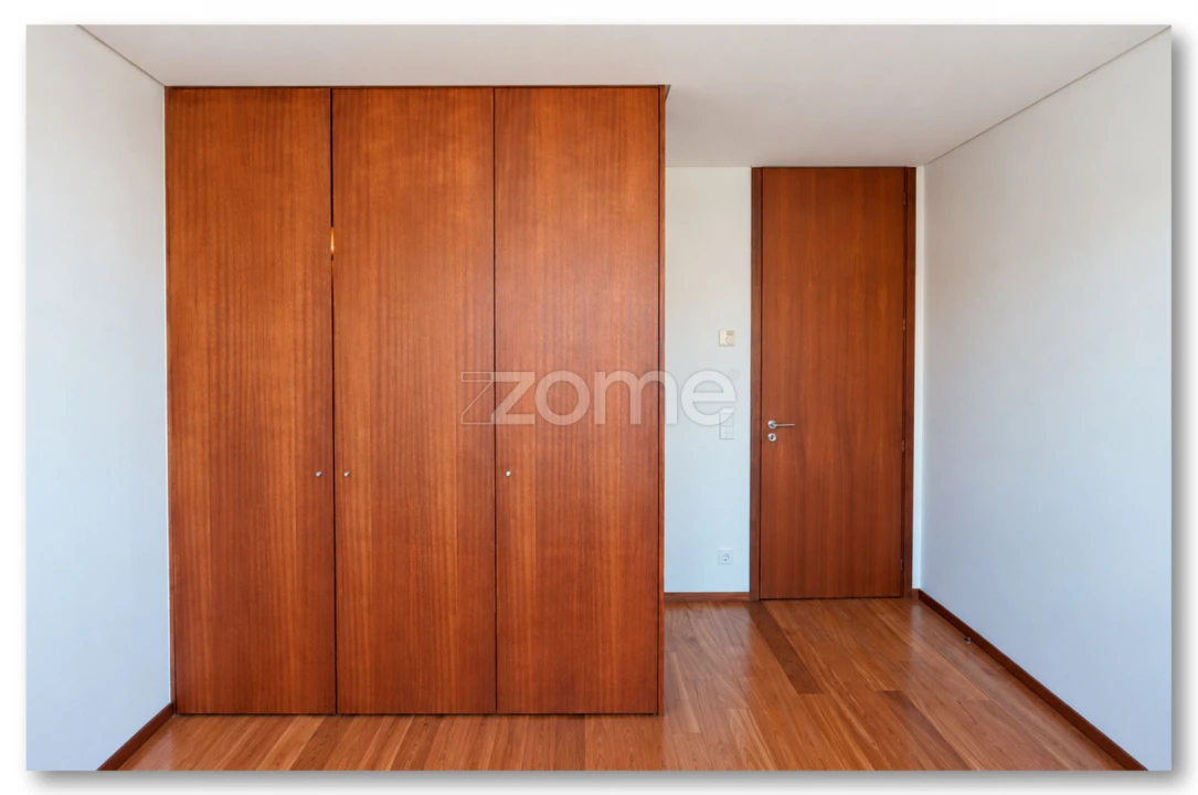 Apartamento T4 para Arrendamento em Matosinhos e Leça da Palmeira Foto 21