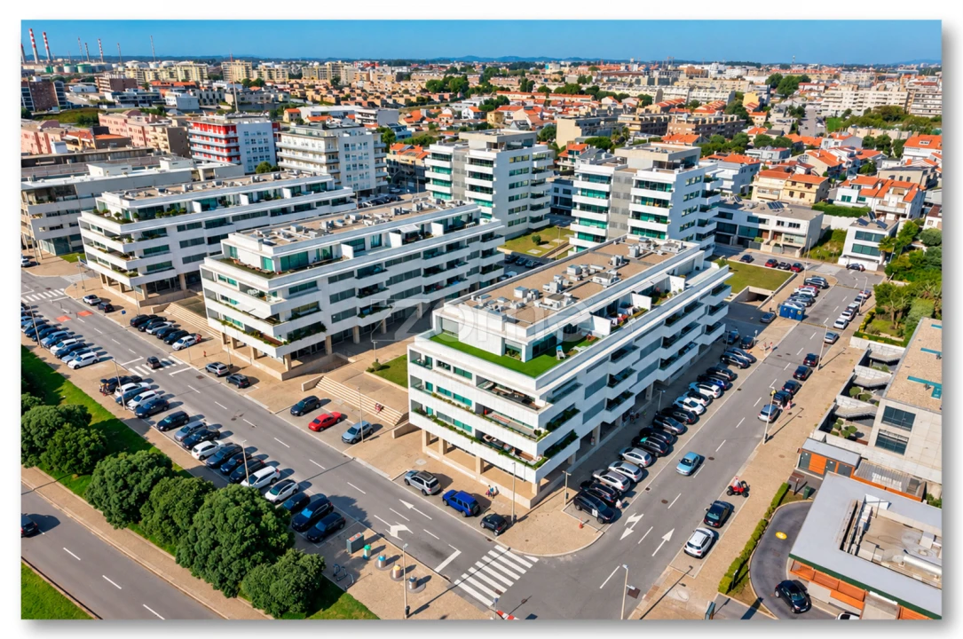 Apartamento T4 para Arrendamento em Matosinhos e Leça da Palmeira Foto 40