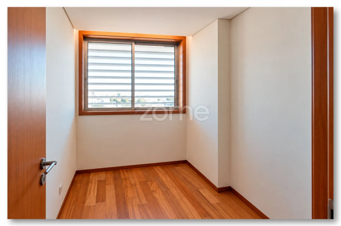 Apartamento T4 para Arrendamento em Matosinhos e Leça da Palmeira Foto 15