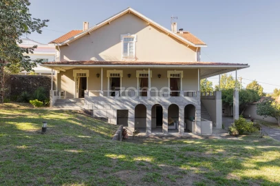 Moradia T7 para Venda em Oliveira (São Mateus)