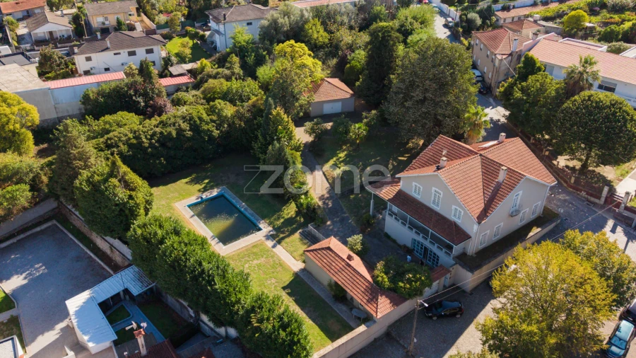 Moradia T7 para Venda em Oliveira (São Mateus)