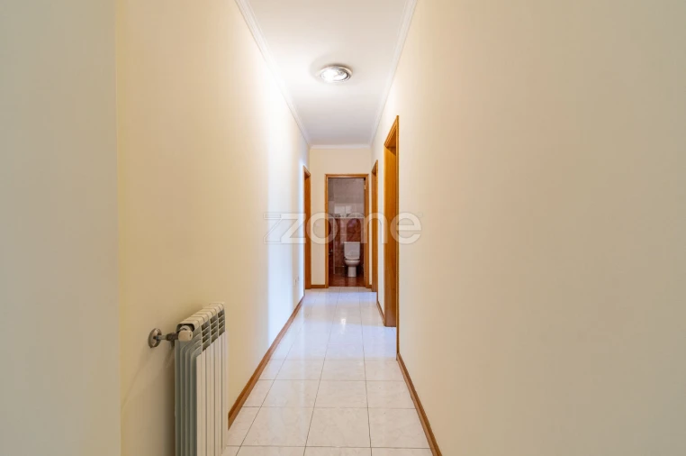Apartamento T3 para Venda em Castêlo da Maia Foto 12