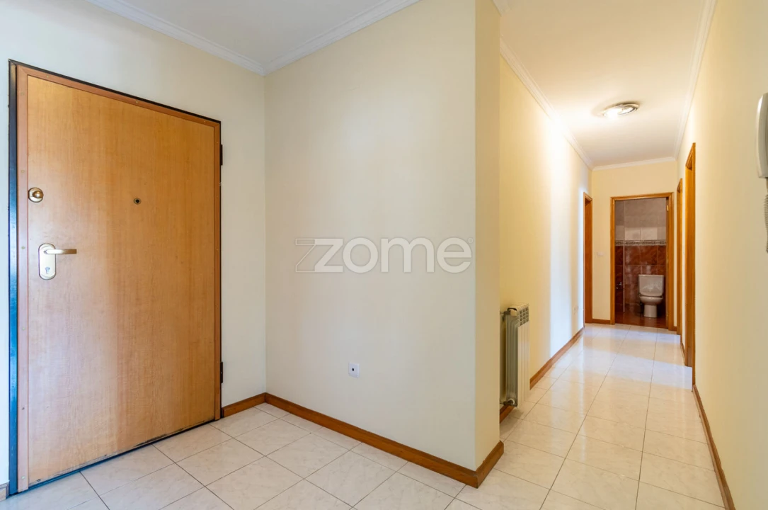 Apartamento T3 para Venda em Castêlo da Maia Foto 11