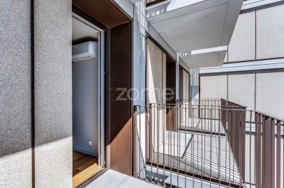 Apartamento T3 para Arrendamento em Santa Marinha e São Pedro da Afurada