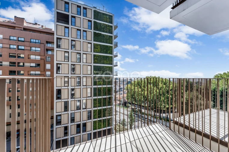Apartamento T3 para Arrendamento em Santa Marinha e São Pedro da Afurada Foto 14
