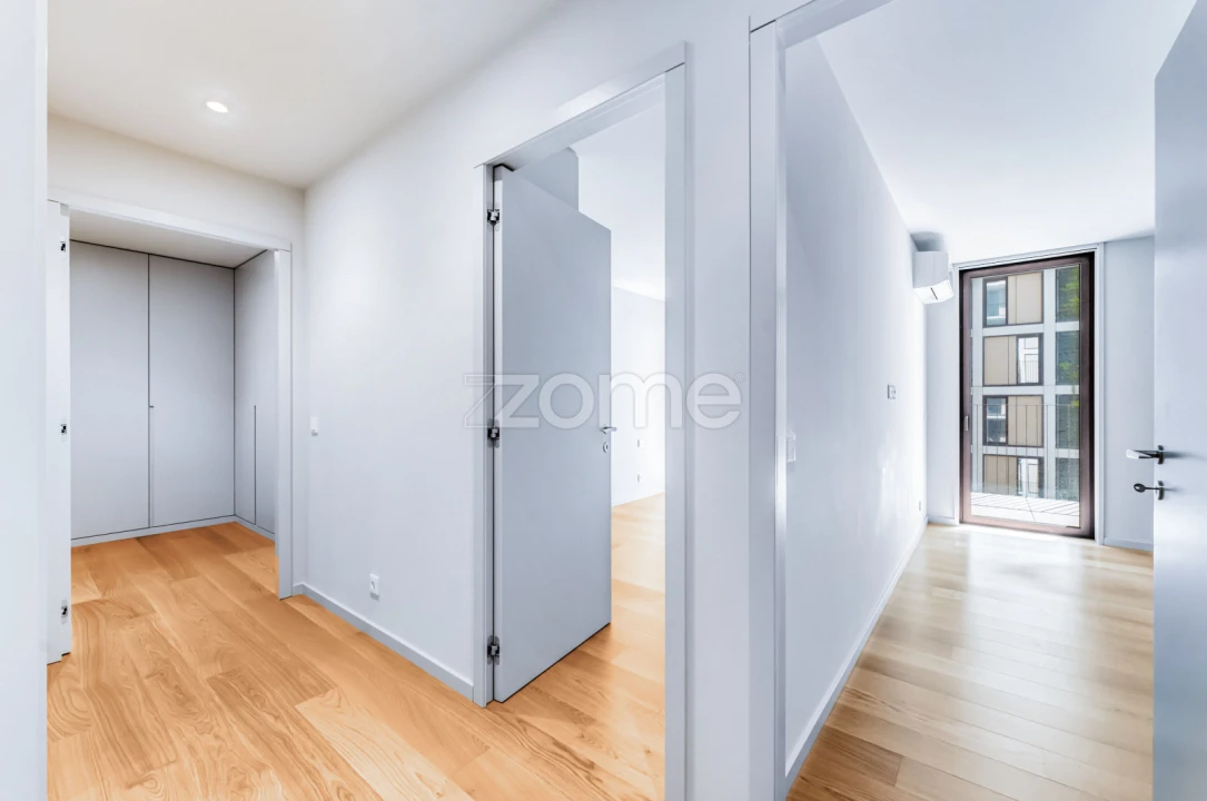 Apartamento T3 para Arrendamento em Santa Marinha e São Pedro da Afurada Foto 9