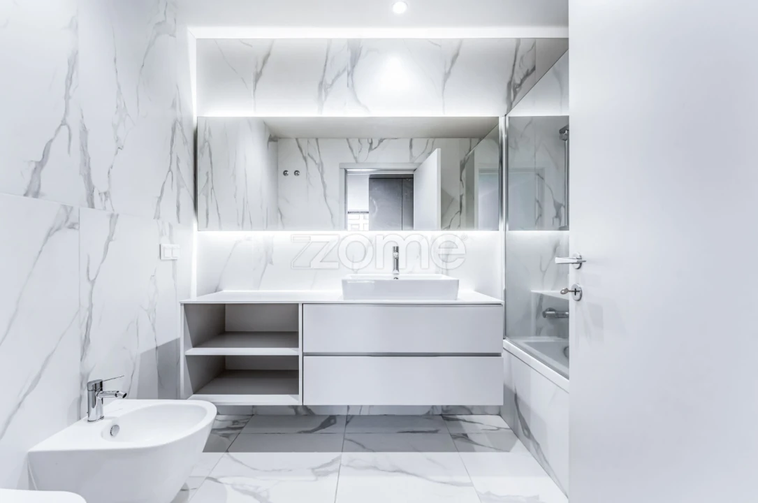 Apartamento T3 para Arrendamento em Santa Marinha e São Pedro da Afurada Foto 26