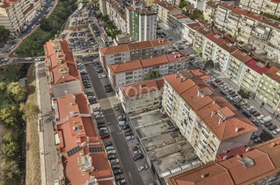 Apartamento T3 para Venda em Queluz e Belas
