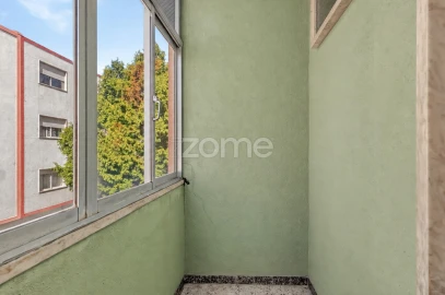 Apartamento T3 para Venda em Queluz e Belas