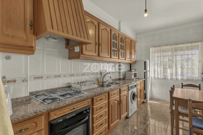 Apartamento T3 para Venda em Queluz e Belas