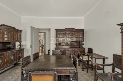 Apartamento T3 para Venda em Queluz e Belas