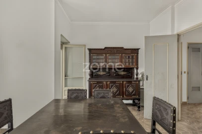 Apartamento T3 para Venda em Queluz e Belas