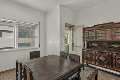 Apartamento T3 para Venda em Queluz e Belas